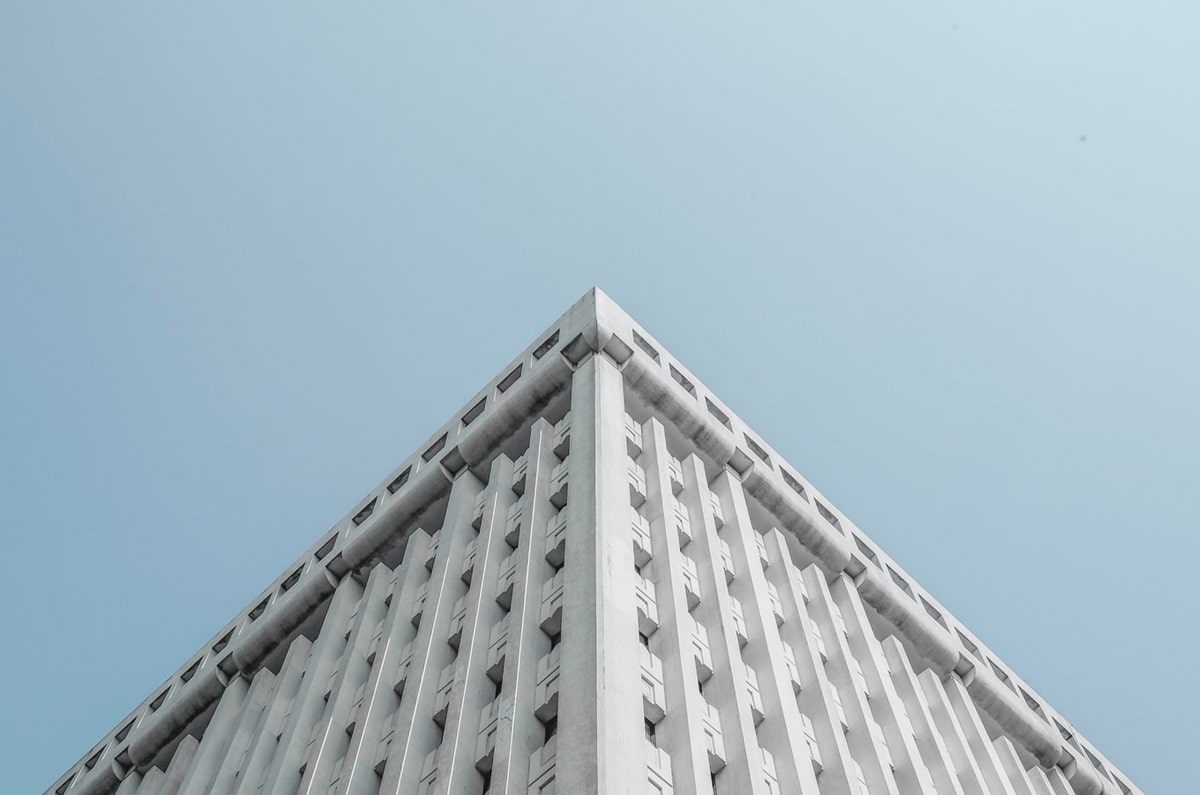 开云体育入口-键盘侠|湖人终于防守了&amp;直接让穆雷隐身！LBJ篮下各种被砍却不吹